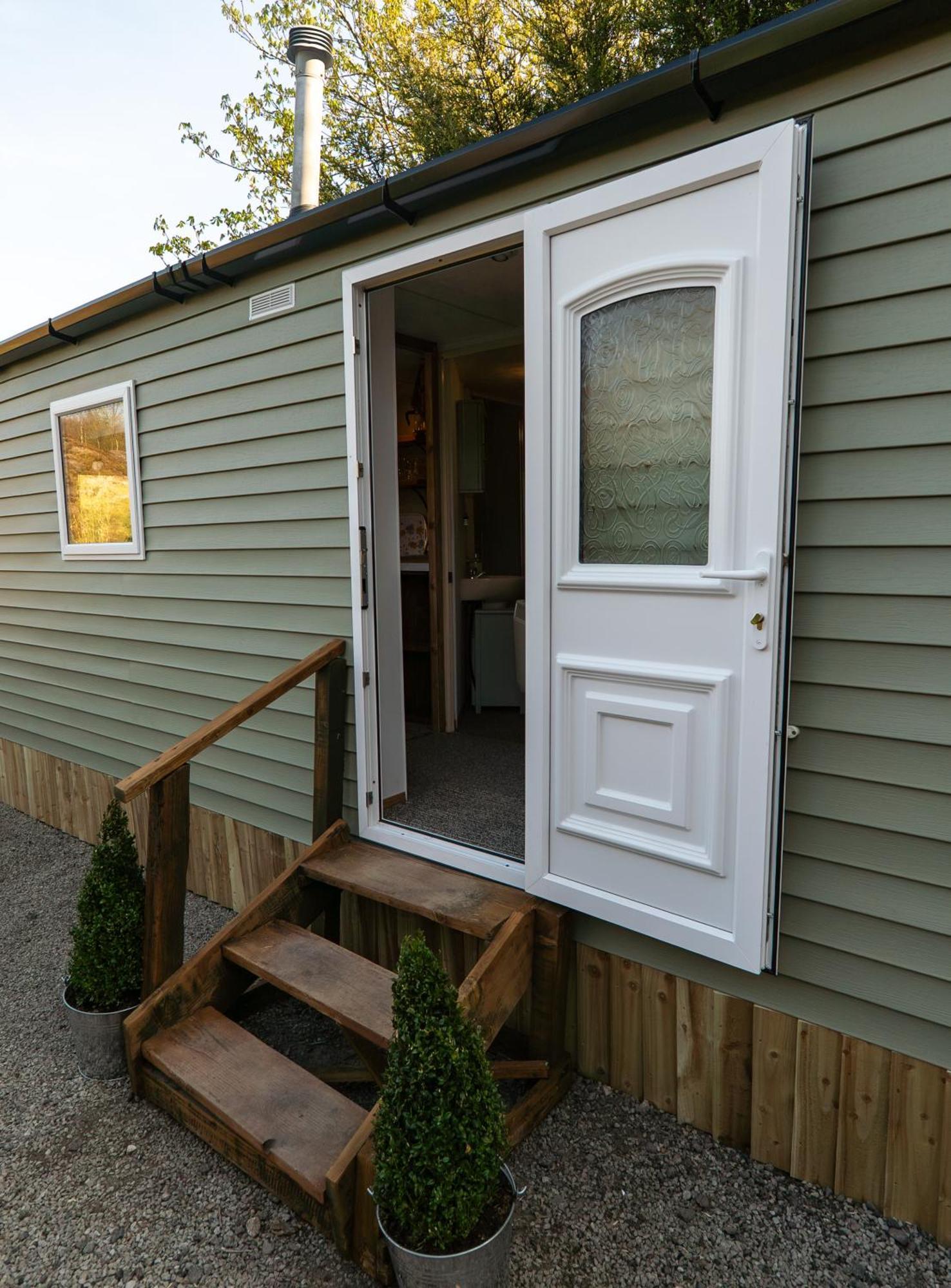 Ramshaw View Static Caravan Campsite *